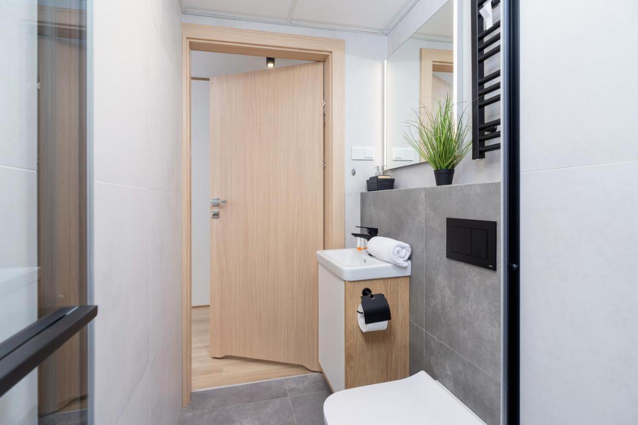 Modern Apartments Śródmiescie Kraków by Renters Exterior foto