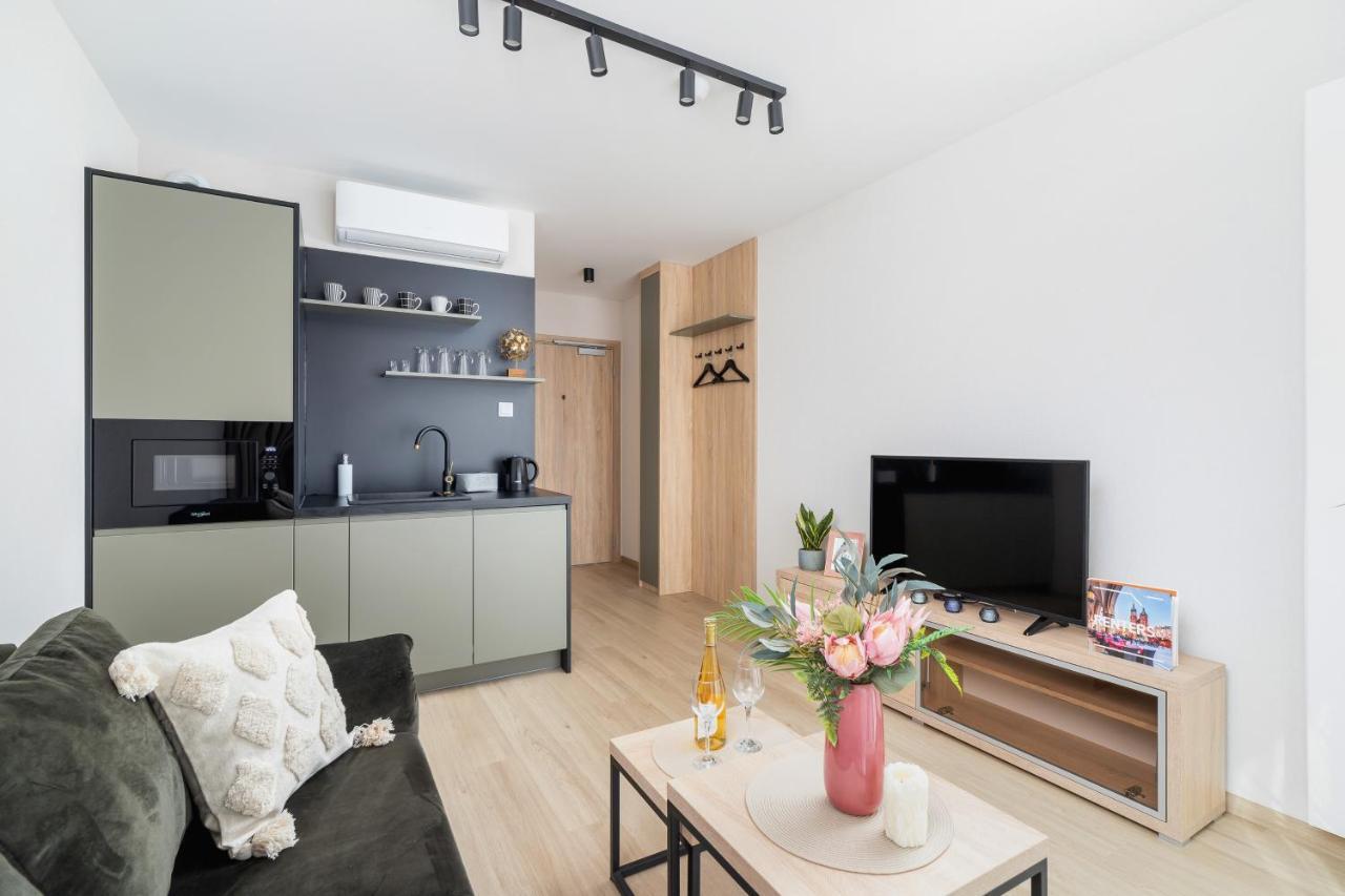 Modern Apartments Śródmiescie Kraków by Renters Exterior foto